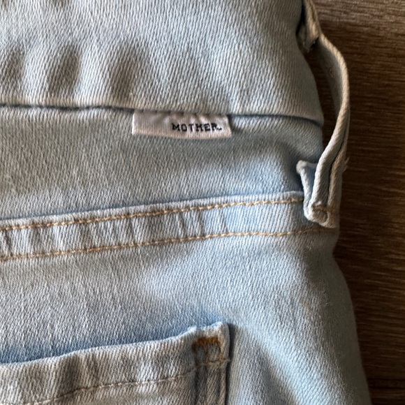 MOTHER Women's Light Blue Skinny Jeans - Picture 6 of 8